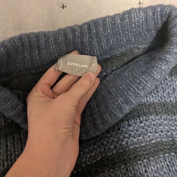 Everlane Puff Sweater Blue XS - Picture 7 of 9